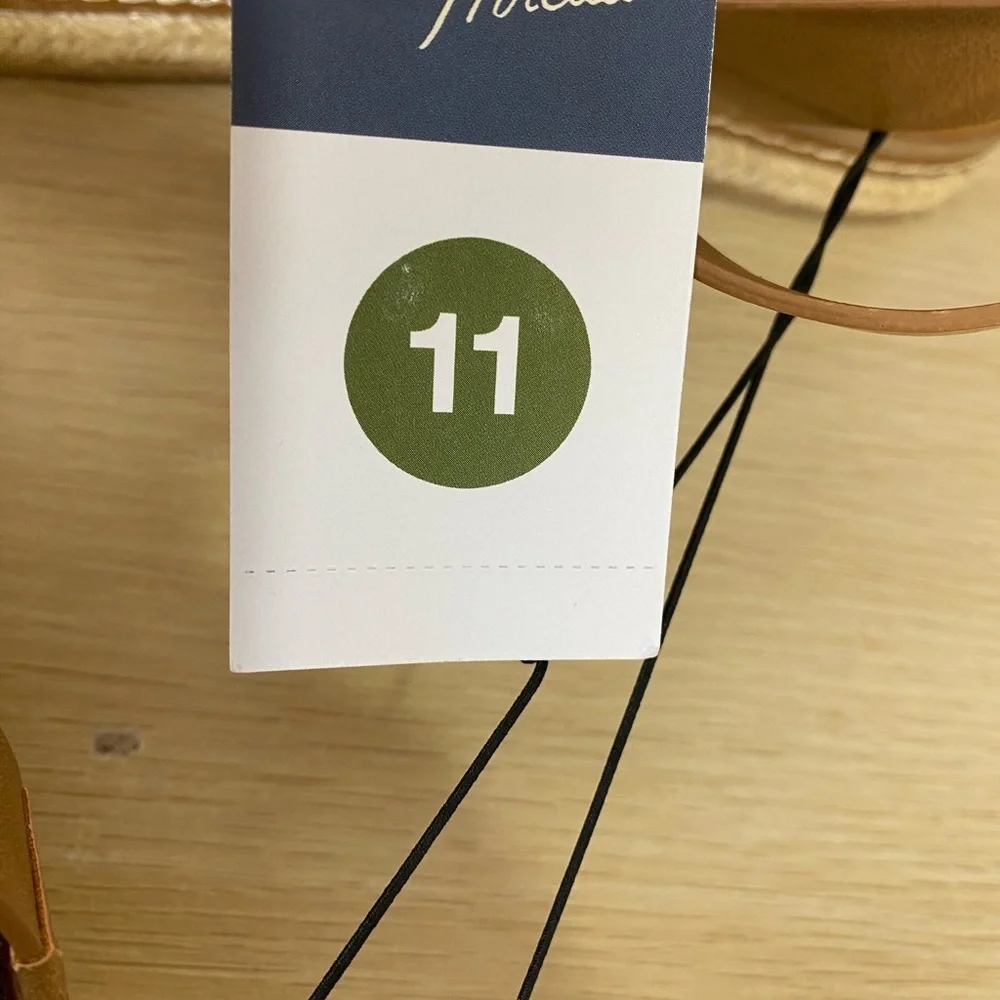 Universal Thread Tan Cognac Vegan Leather Strappy Platform Sandals size 11 NEW - Picture 7 of 10